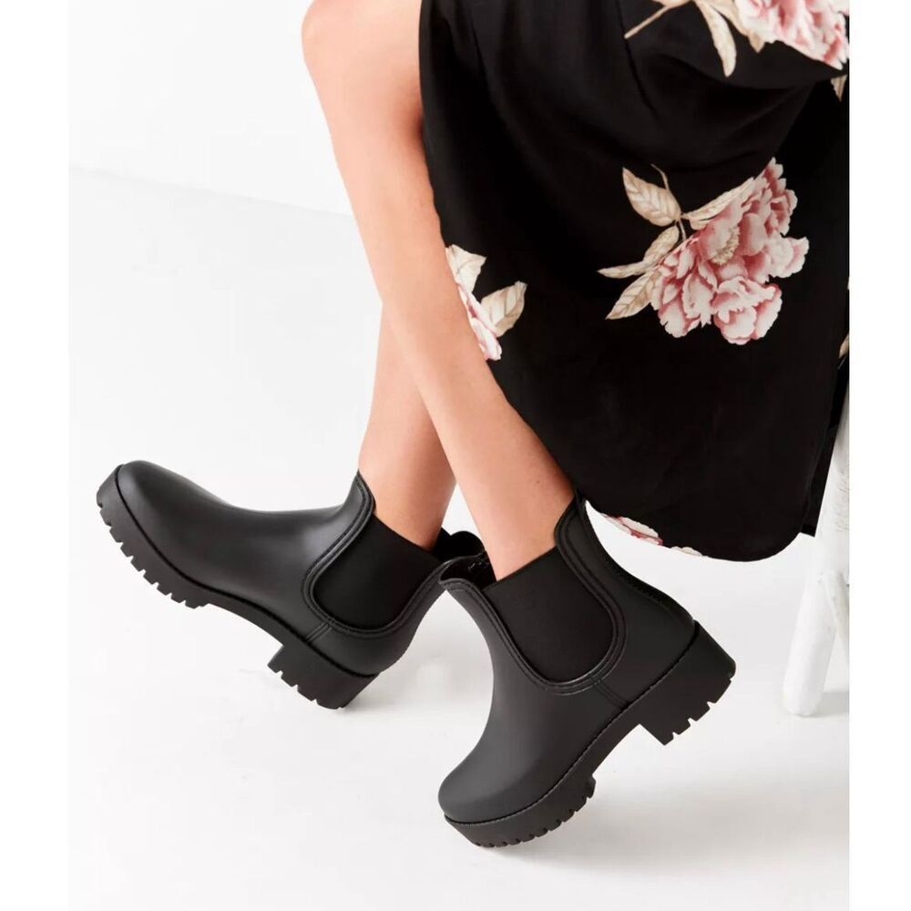 Jeffrey Campbell Cloudy Rain Boot Size 8